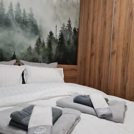 Mountain Paradise In Gardens 公寓式酒店 波罗维茨